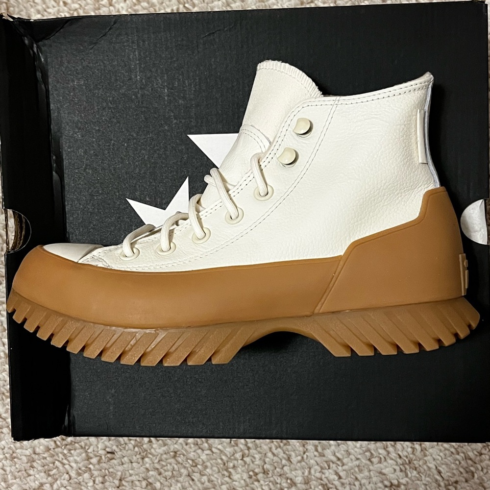 Converse Ctas Lugged Winter Waterproof Leather sneakers
